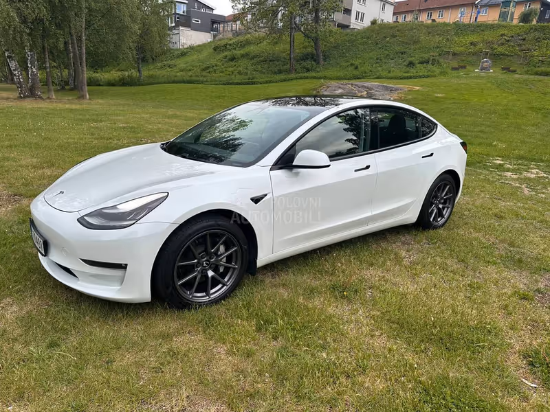 2021 Tesla Model 3 Long Range