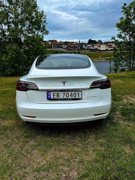 2021 Tesla Model 3 Long Range