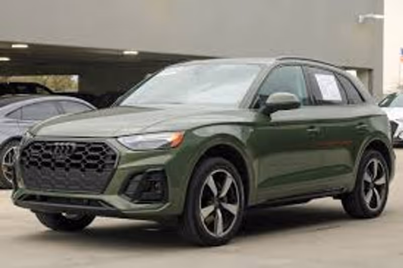 2024 Audi Q5 S line Premium