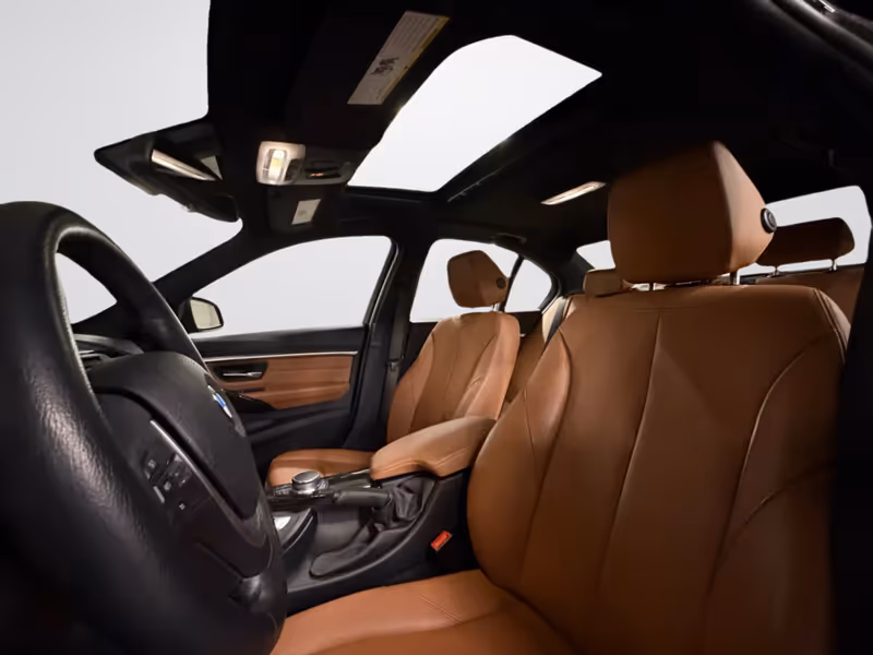 2017 BMW 3 Series 330i xDrive