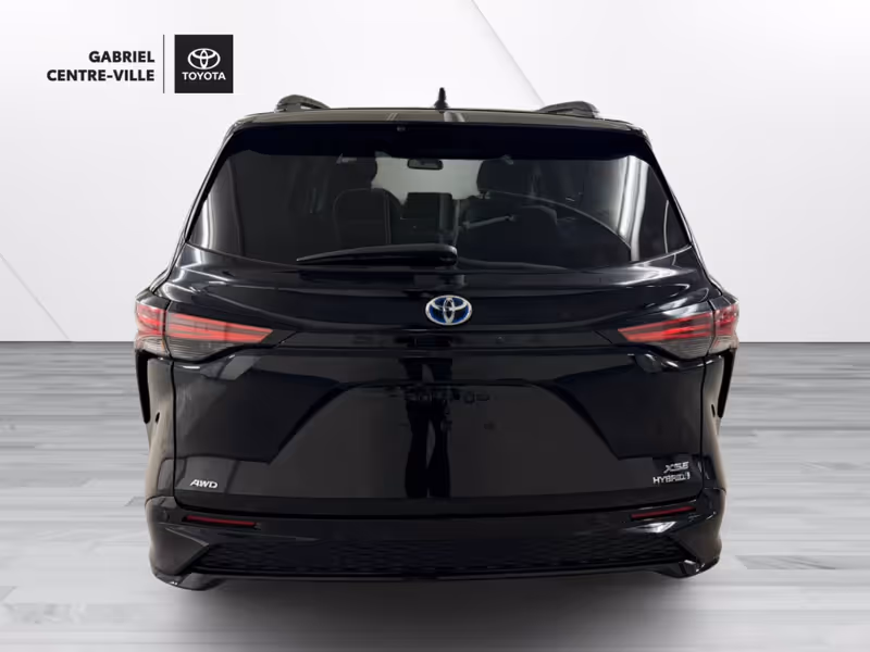 2022 Toyota Sienna XSE