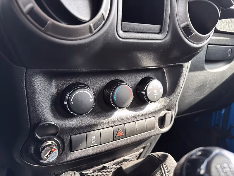 2016 Jeep Wrangler Sport