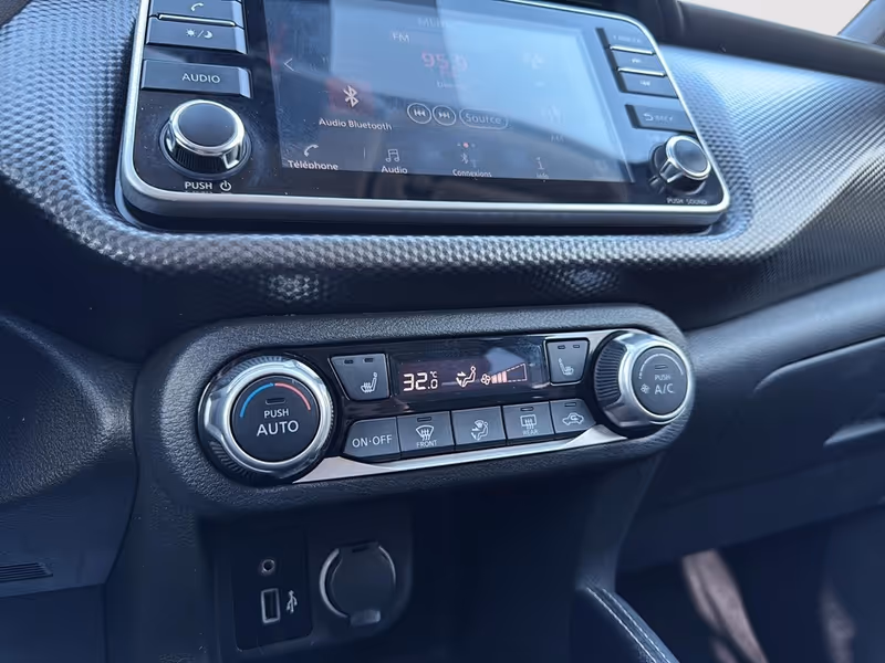 2020 Nissan Kicks SV