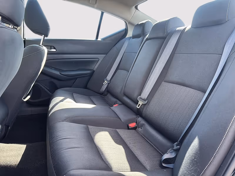 2022 Nissan Altima 2.5 SE