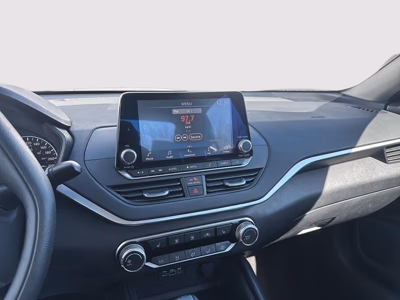 2022 Nissan Altima 2.5 SE