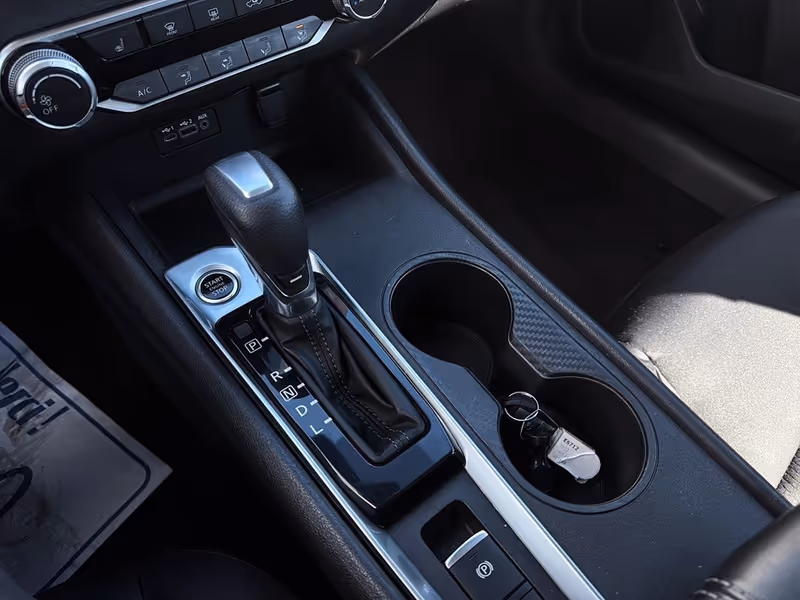 2022 Nissan Altima 2.5 SE