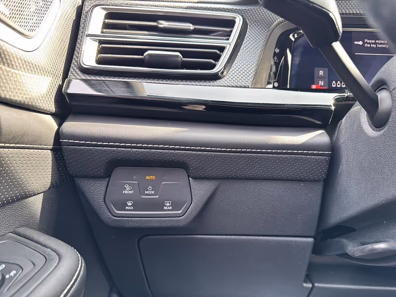 2024 Volkswagen Atlas Cross Sport Execline