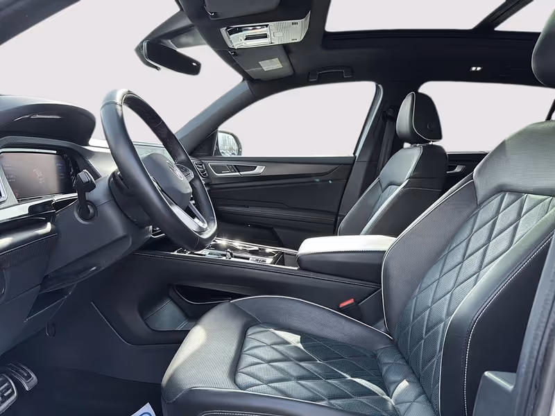 2024 Volkswagen Atlas Cross Sport Execline