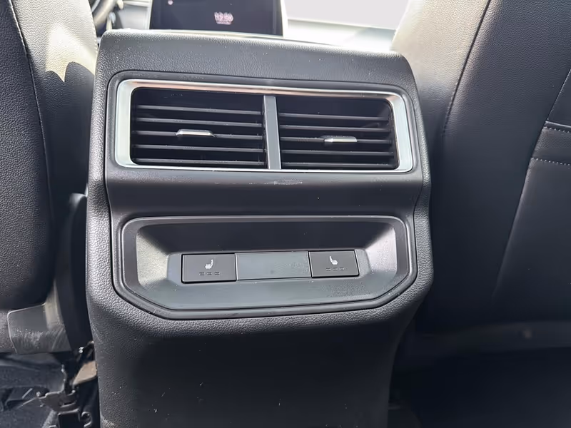 2024 Volkswagen Atlas Cross Sport Execline