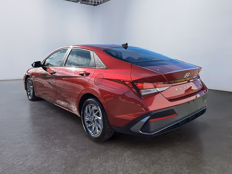 2025 Hyundai Elantra Preferred