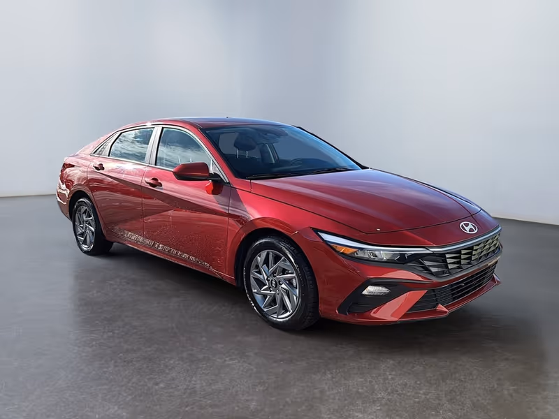 2025 Hyundai Elantra Preferred