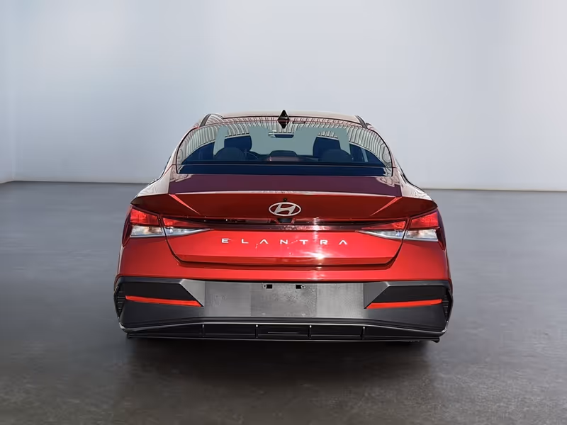 2025 Hyundai Elantra Preferred