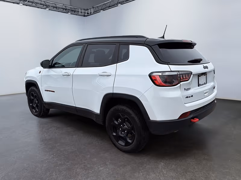 2023 Jeep Compass Trailhawk
