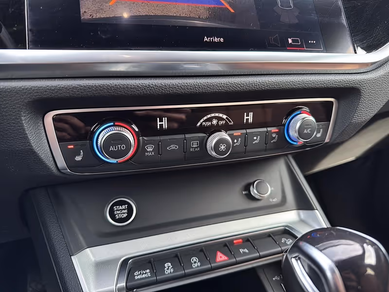 2022 Audi Q3 Komfort