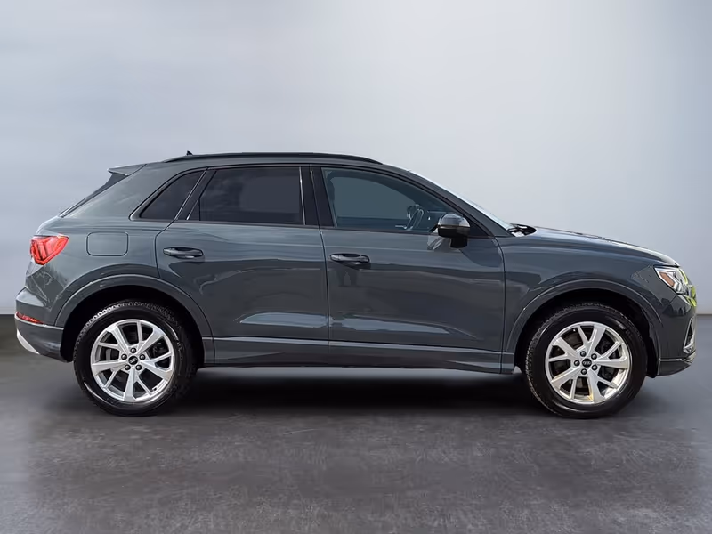 2022 Audi Q3 Komfort