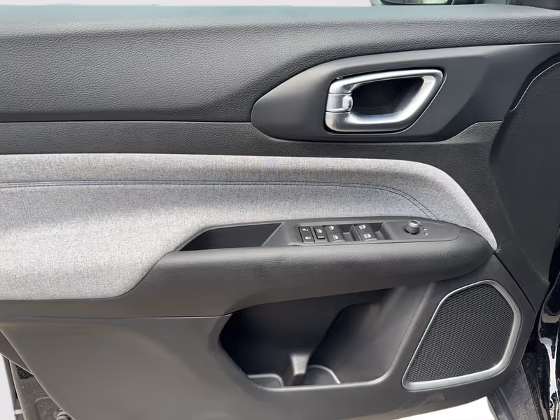 2024 Jeep Compass Sport