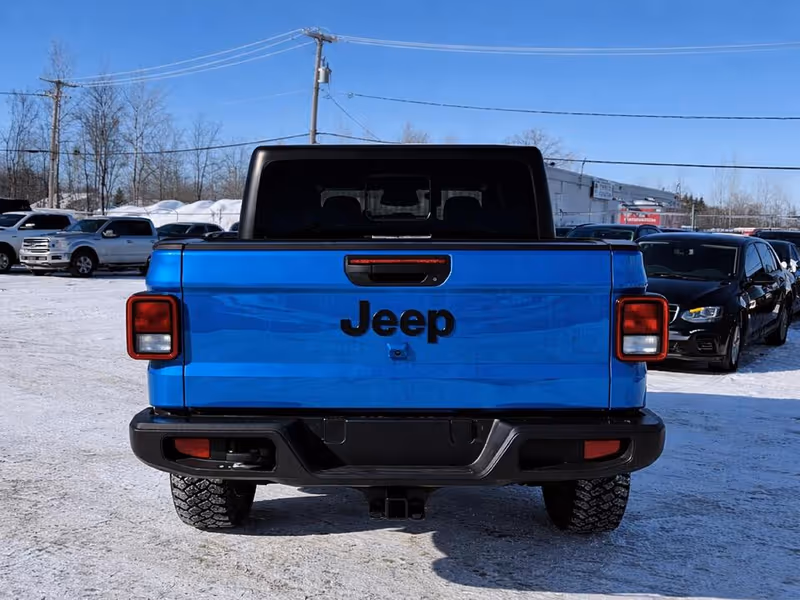 2026 Jeep Gladiator Willys