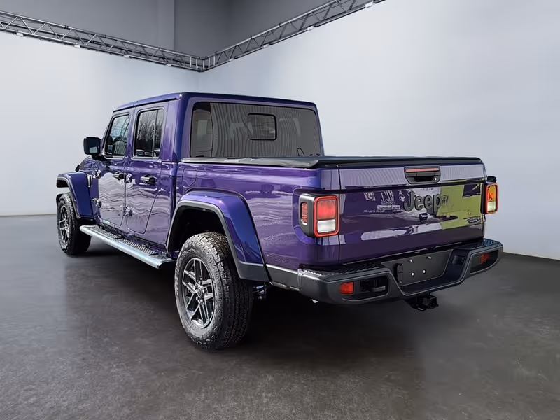 2026 Jeep Gladiator Sport S