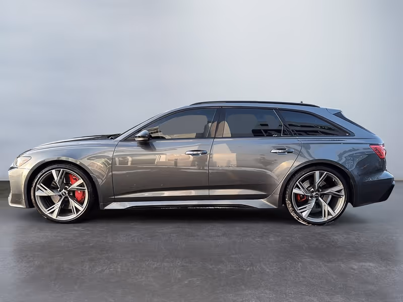 2022 Audi RS 6 Avant 4.0 TFSI quattro