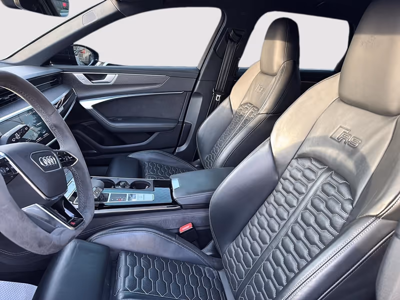 2022 Audi RS 6 Avant 4.0 TFSI quattro