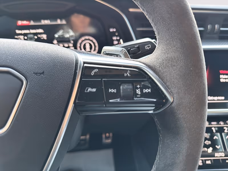 2022 Audi RS 6 Avant 4.0 TFSI quattro