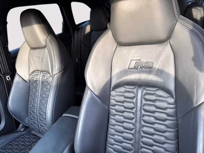 2022 Audi RS 6 Avant 4.0 TFSI quattro