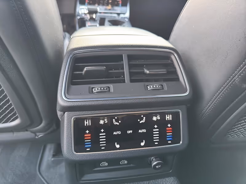 2022 Audi RS 6 Avant 4.0 TFSI quattro