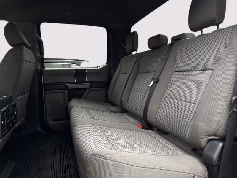 2022 Ford Super Duty F-350 SRW XLT