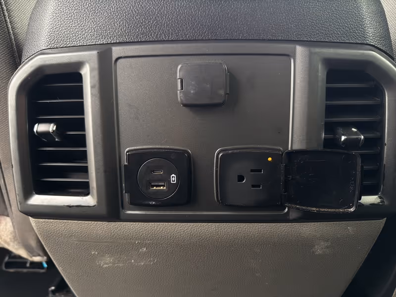 2022 Ford Super Duty F-350 SRW XLT