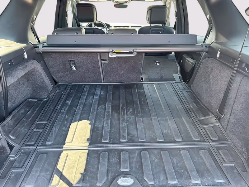 2024 Land Rover Discovery Dynamic SE
