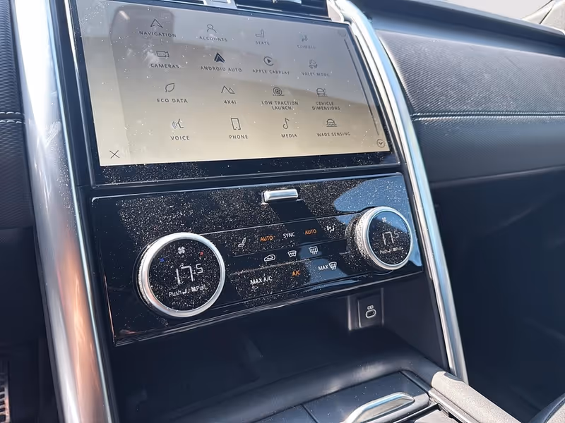 2024 Land Rover Discovery Dynamic SE