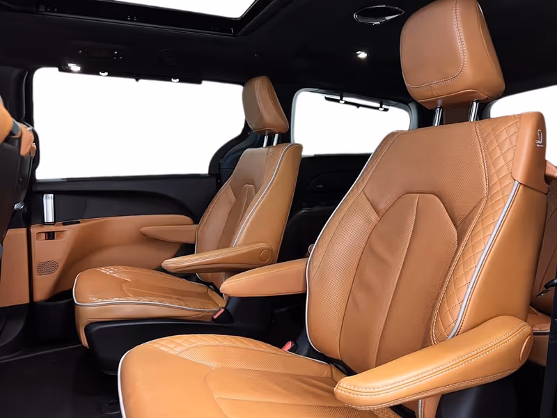 2023 Chrysler Pacifica Hybrid Pinnacle