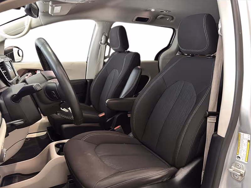 2023 Chrysler Grand Caravan SXT