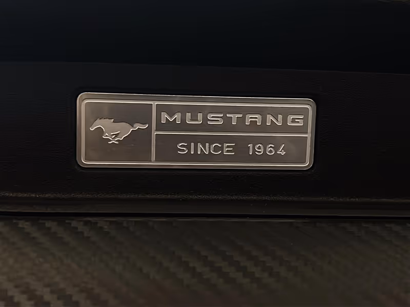 2017 Ford Mustang V6