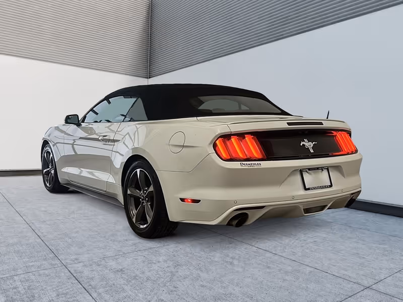 2017 Ford Mustang V6