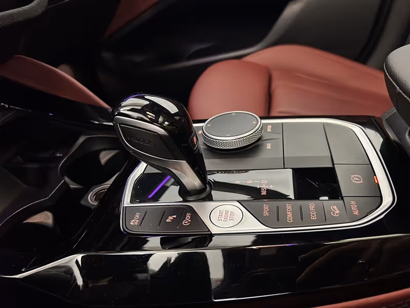 2023 BMW X4 xDrive30i