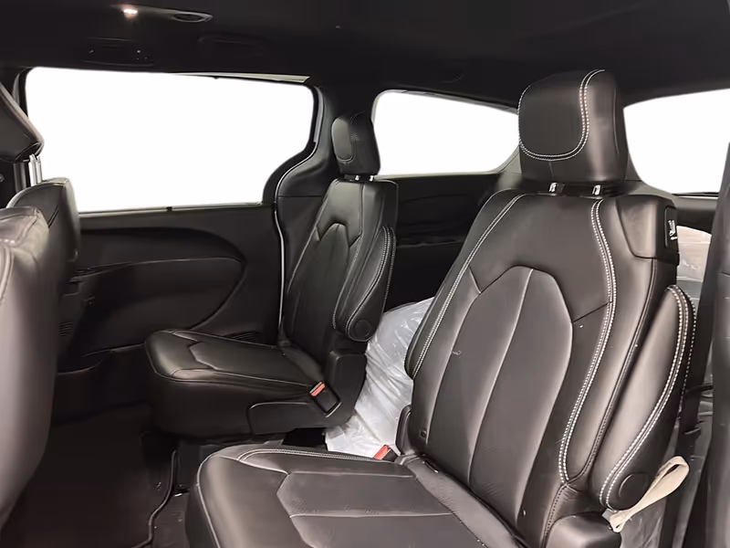 2025 Chrysler Grand Caravan SXT