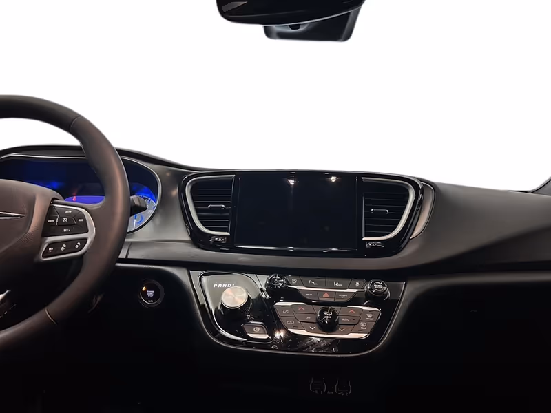 2025 Chrysler Grand Caravan SXT