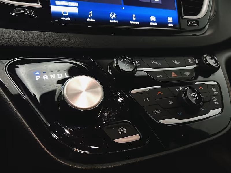 2025 Chrysler Grand Caravan SXT