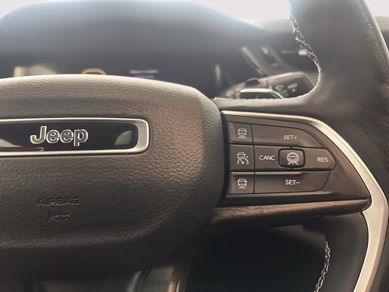 2026 Jeep Grand Cherokee Altitude