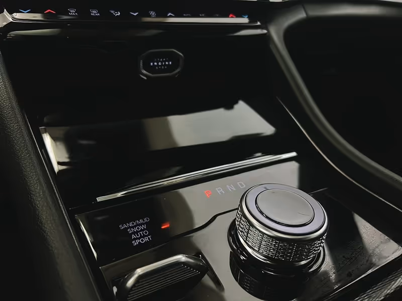 2026 Jeep Grand Cherokee Altitude