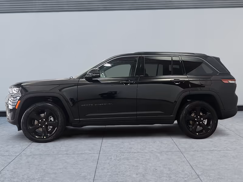 2026 Jeep Grand Cherokee Altitude