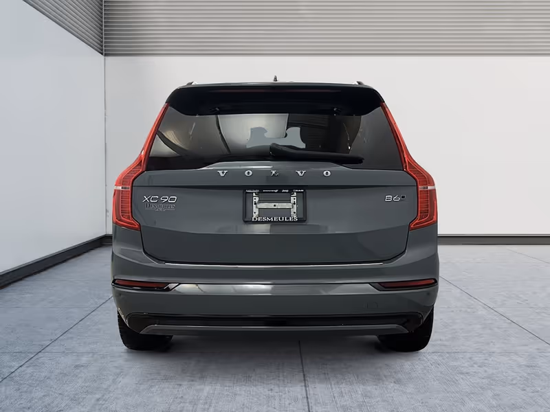 2023 Volvo XC90 Plus Dark Theme