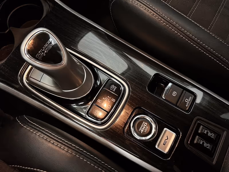 2018 Mitsubishi Outlander PHEV GT