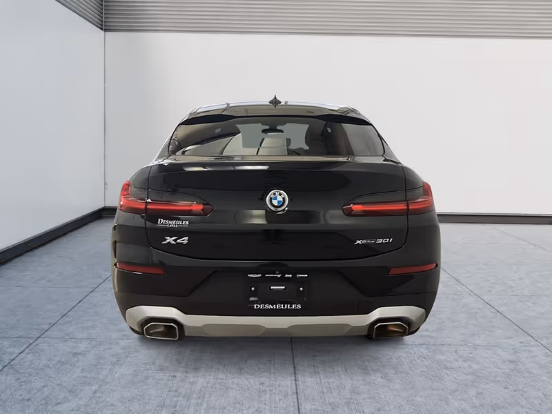 2022 BMW X4 xDrive30i