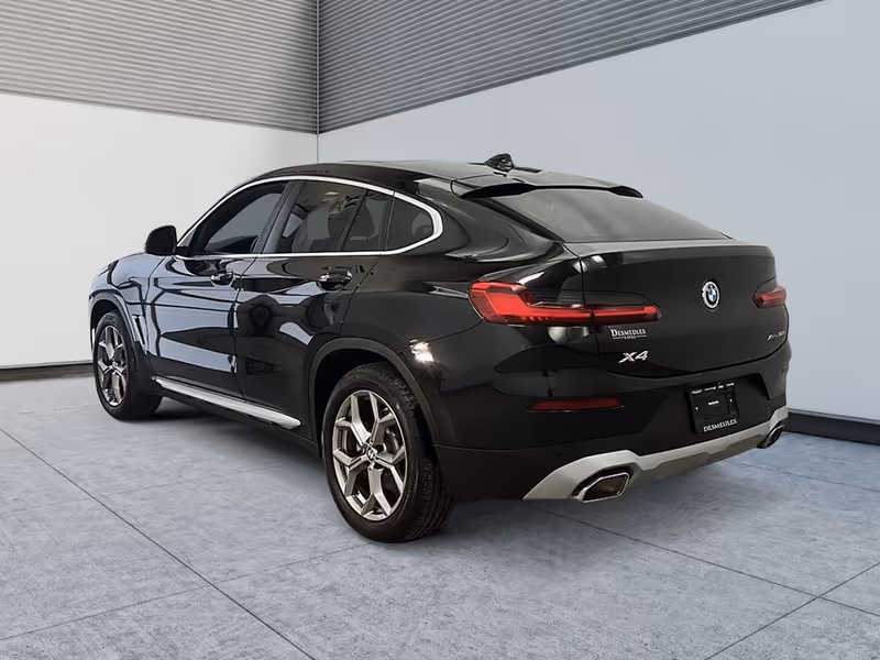 2022 BMW X4 xDrive30i
