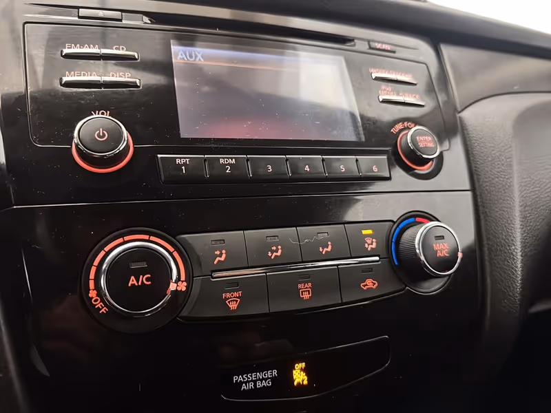 2018 Nissan Qashqai S