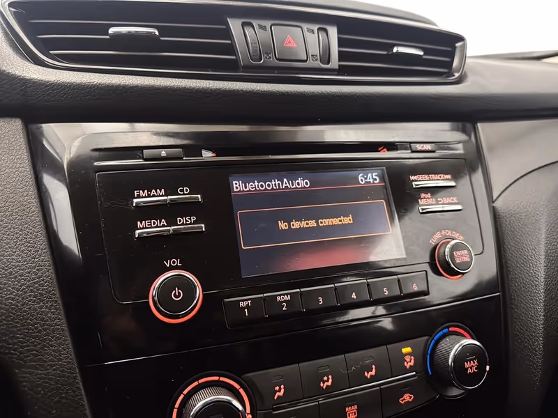 2018 Nissan Qashqai S