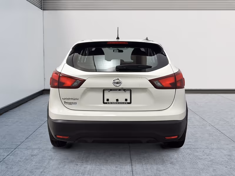 2018 Nissan Qashqai S