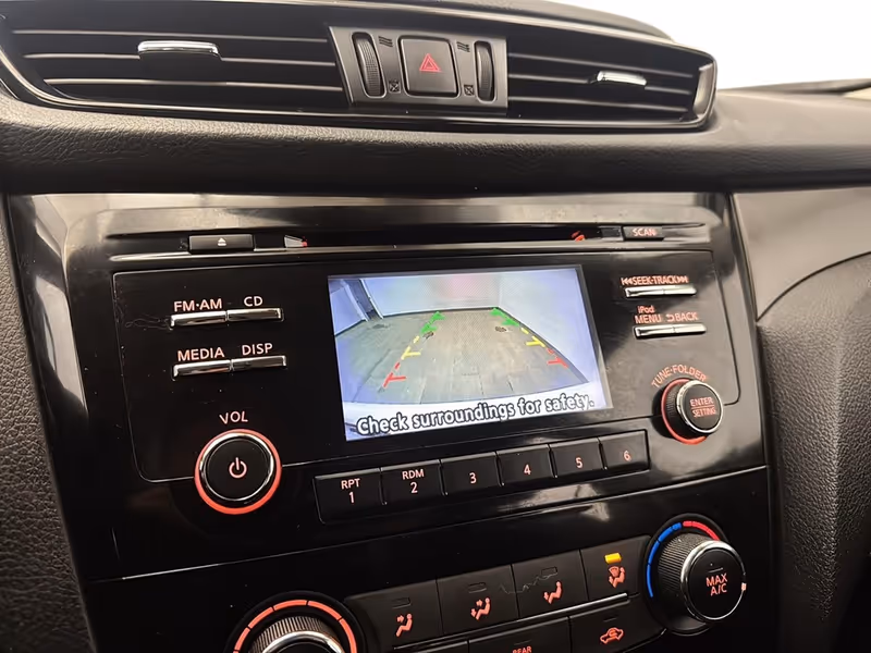 2018 Nissan Qashqai S